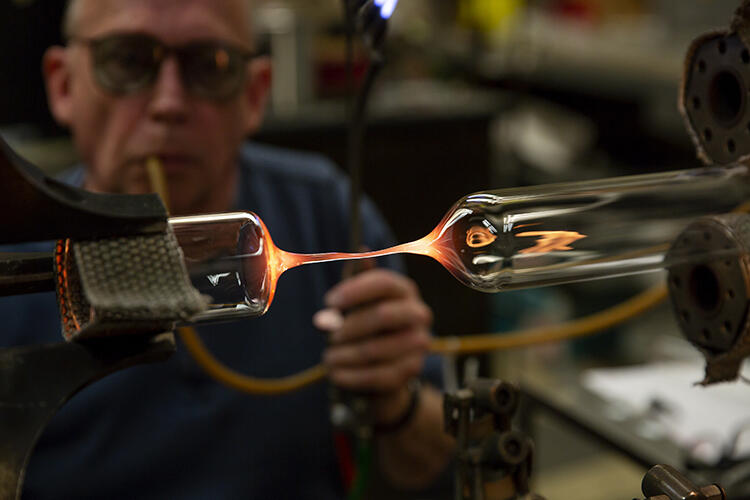 What's the Science of Glass Blowing?