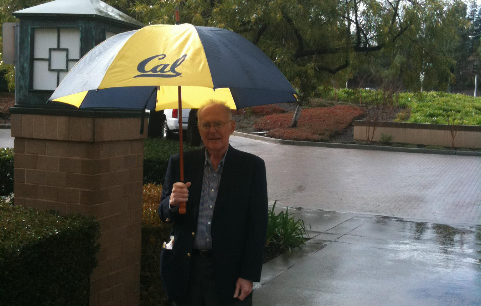 Gordon Moore with a Cal umbrella