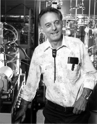 George Pimentel in his lab, 1980s